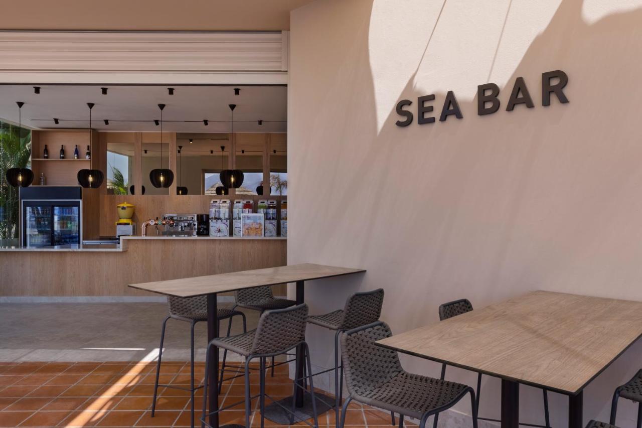Aria Hotel Ейлат Екстериор снимка Sea Bar