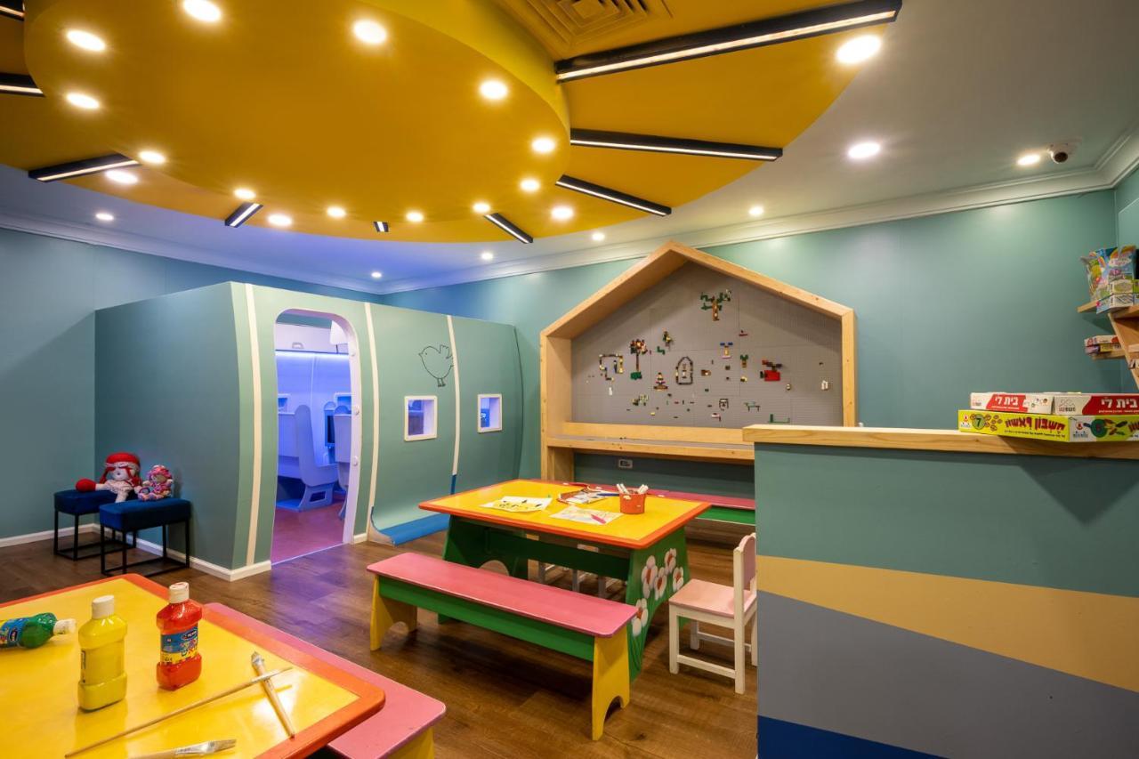 Aria Hotel Ейлат Екстериор снимка The Children's Hospital of Philadelphia