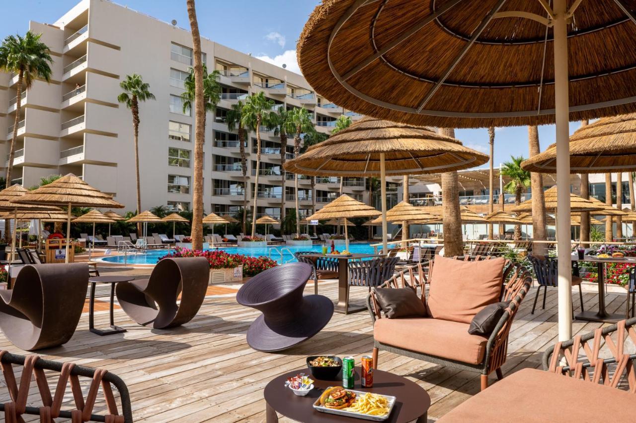 Aria Hotel Ейлат Екстериор снимка The pool at the Hilton Sharm El Sheikh