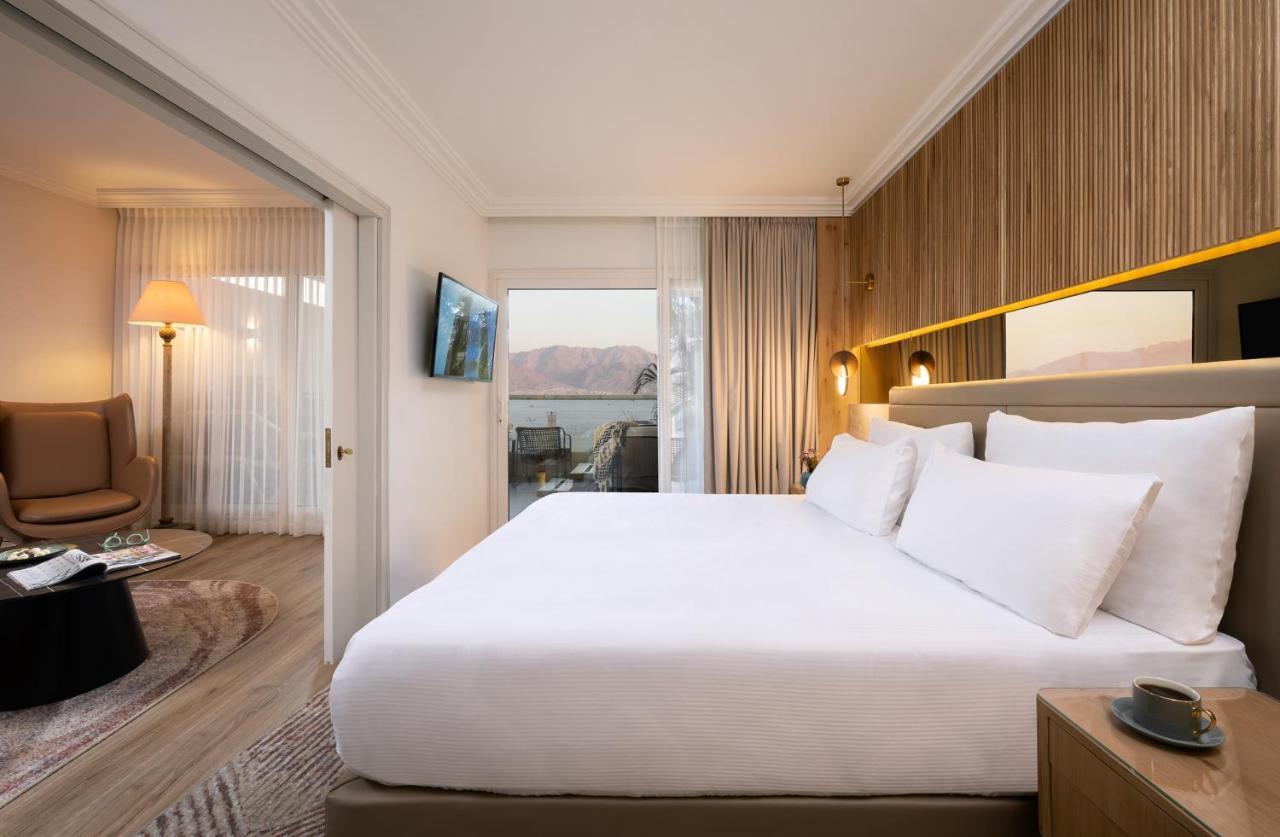 Aria Hotel Ейлат Екстериор снимка A bedroom at the Dead Sea