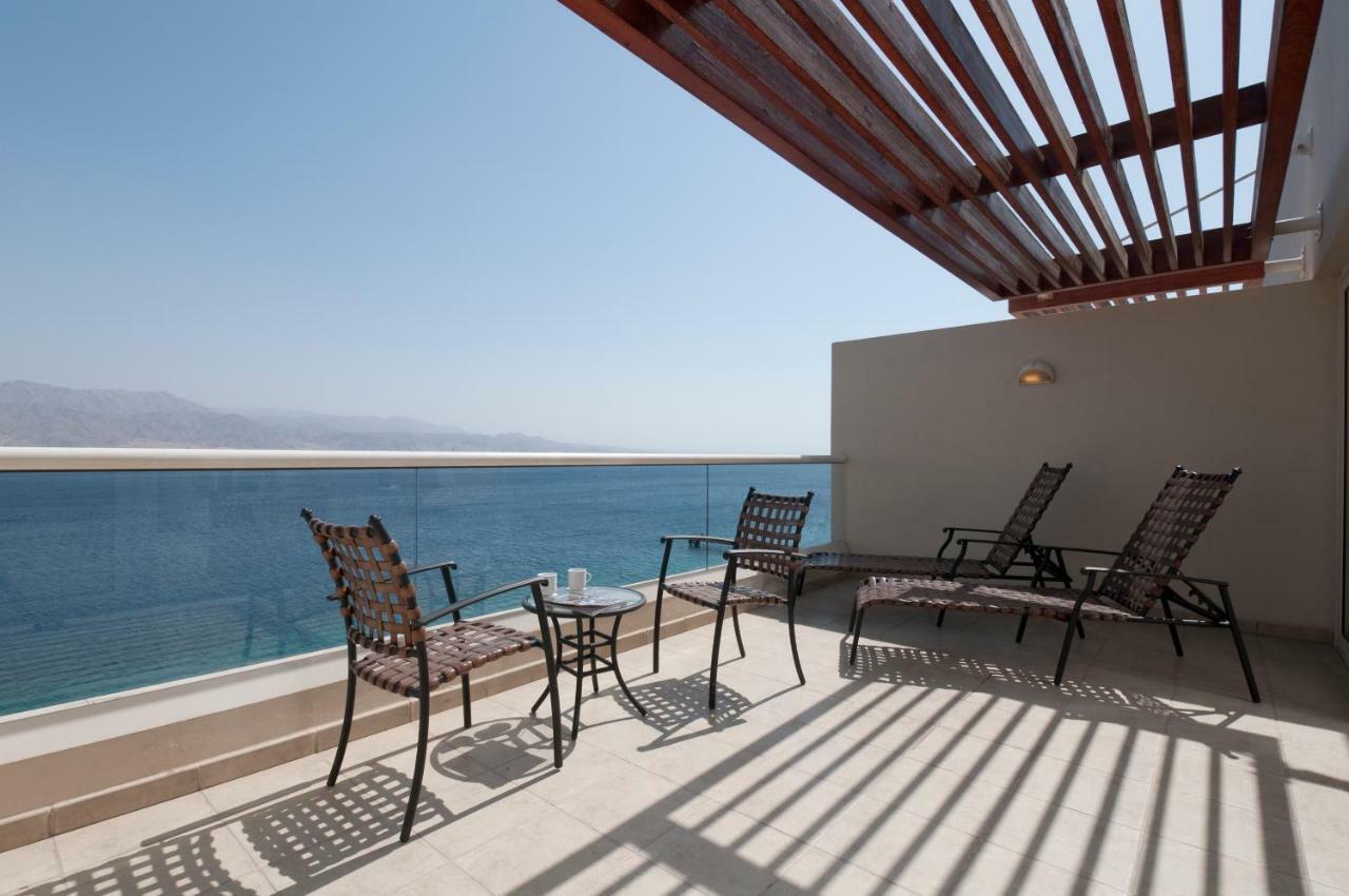 Aria Hotel Ейлат Екстериор снимка View of the Dead Sea from the Kempinski Hotel