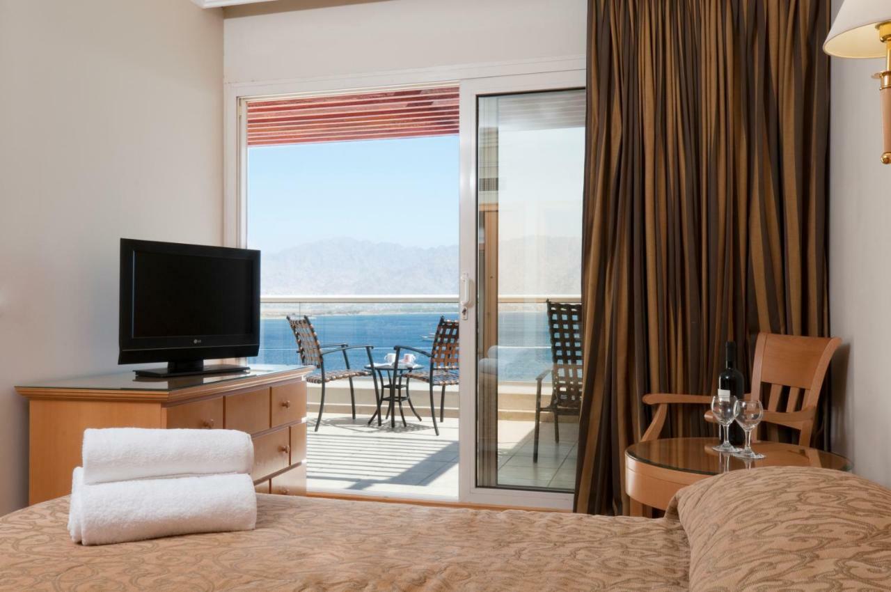 Aria Hotel Ейлат Екстериор снимка A room at the Dead Sea Spa Magdiel